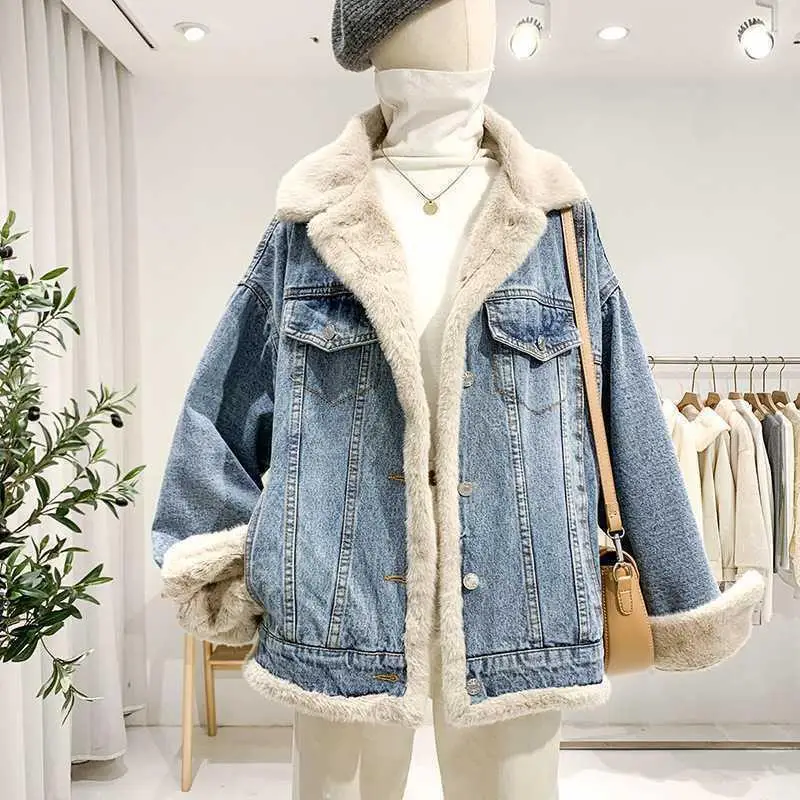Популярната дънкови къси яке, дамски руното утепленная зимни новост, шик Корейски плюшени дамски якета-палто