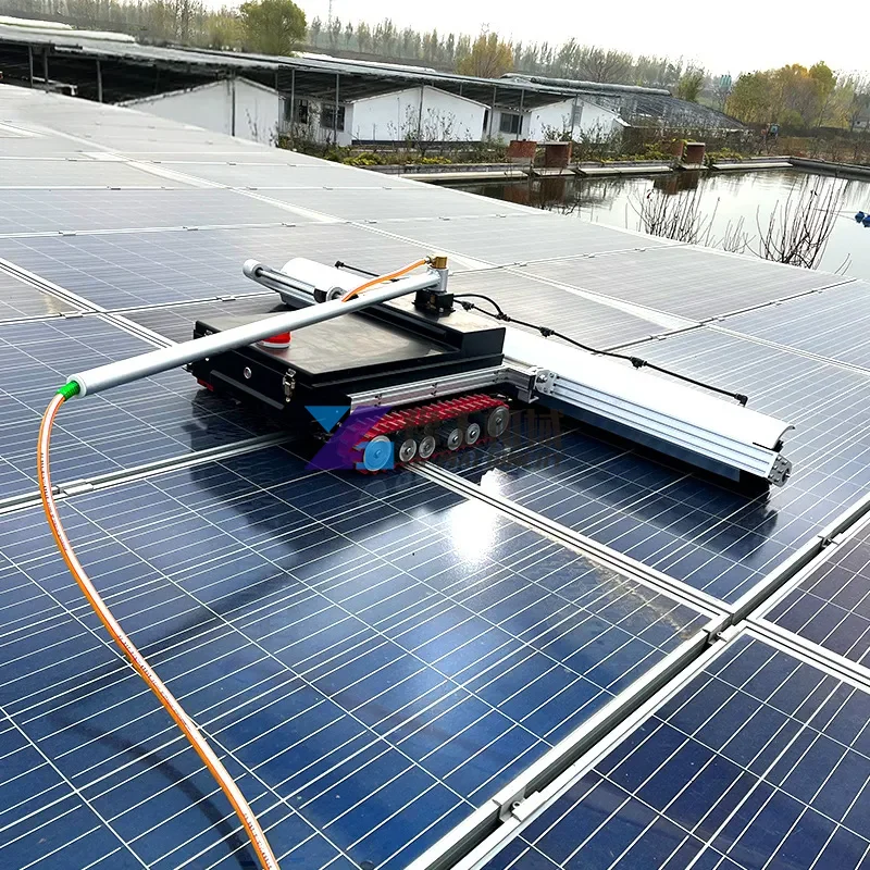 Робот за почистване на слънчеви панели, който може да изложи се дават на химическо чистене и пране Робот за почистване на слънчеви панели добро качество