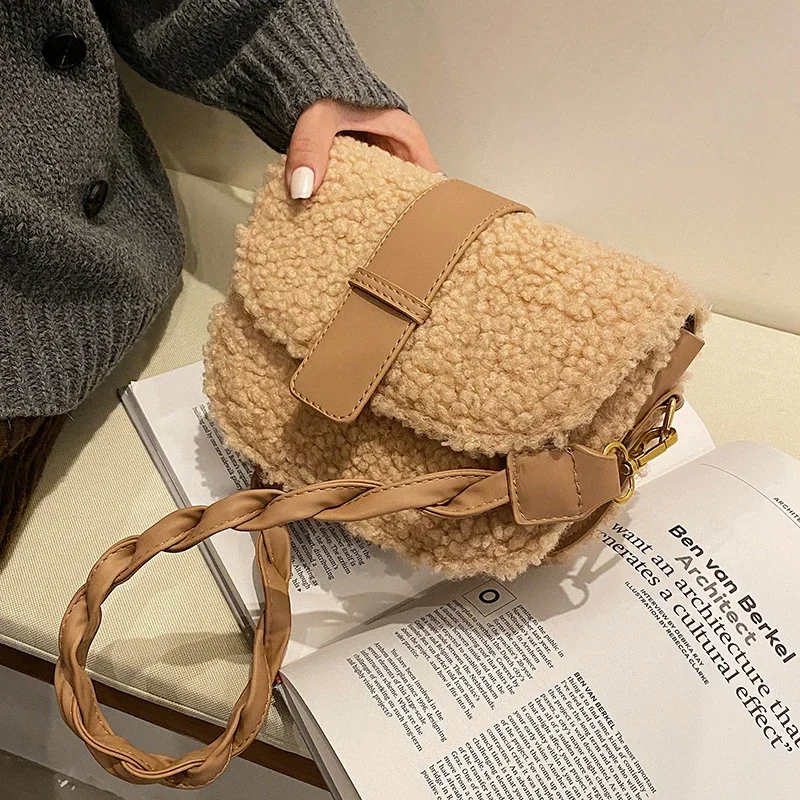 Дамска чанта, висококачествена кожа чанта, дизайнерска чанта за рамо, ракита чанта, дамски плюшен чанта-месинджър, Зима 2023, Ново седло