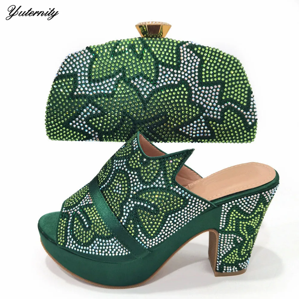 2023 Комплект обувки с кристали в африканския стил и подходяща чанта за вечерна рокля, Модни летни дамски обувки-лодки в комплект с обувки и чанти