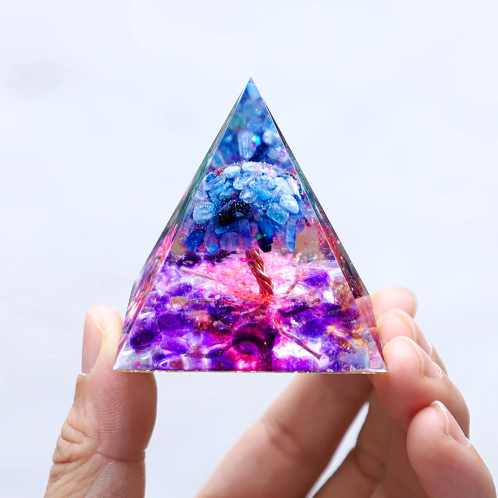 Пирамидка от естествен кристален камък оргонита лекува енергията на оргона, балансират чакра на Рейки