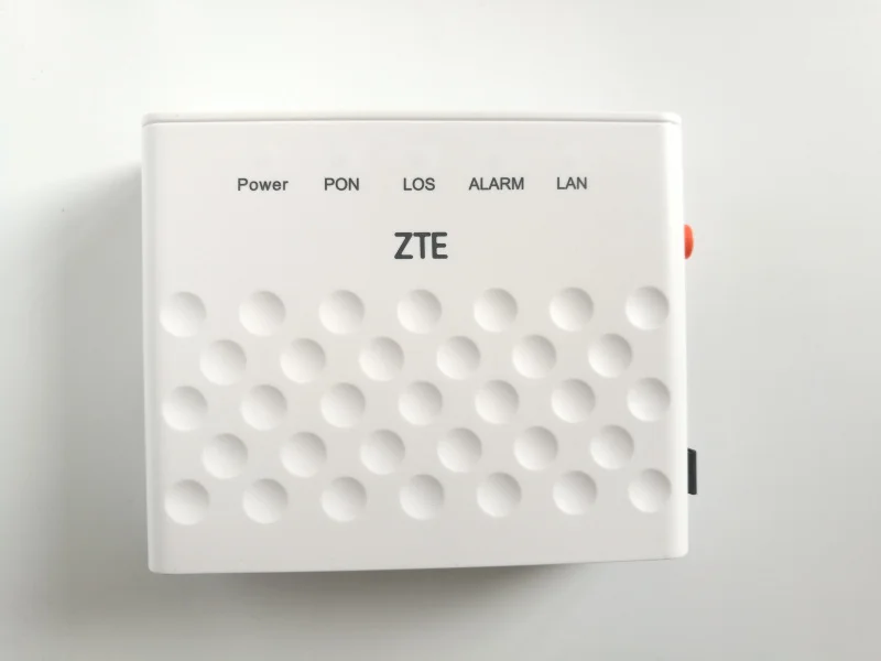 Първоначалният Режим на рутер ZTE ZXA10 F643 FTTH или FTTO GPON ONT ONU SFU с Ethernet порт 1GE, английската версия